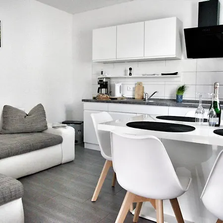 Ostseeferienhaus Nebengebaeude Дом отдыха Monkebude