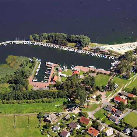 Holiday home Ostseeferienhaus Nebengebaeude